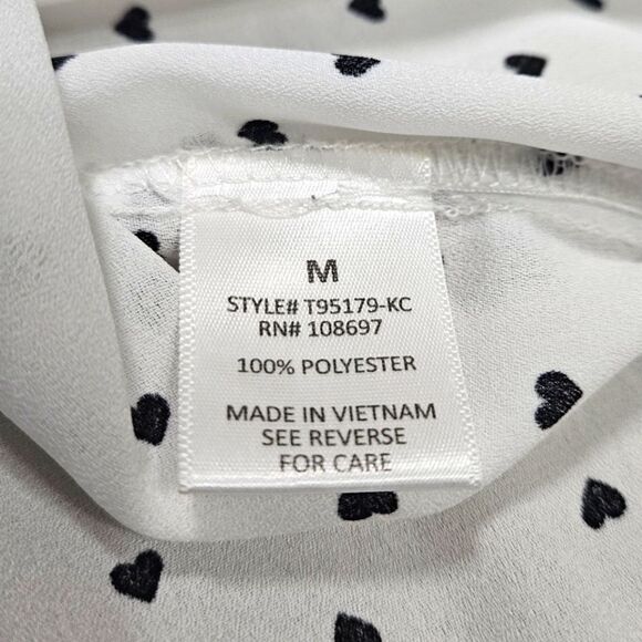 Daisy Mae Semi Sheer Heart Cap Sleeve Relaxed Fit Blouse Women's Medium White - Picture 7 of 10